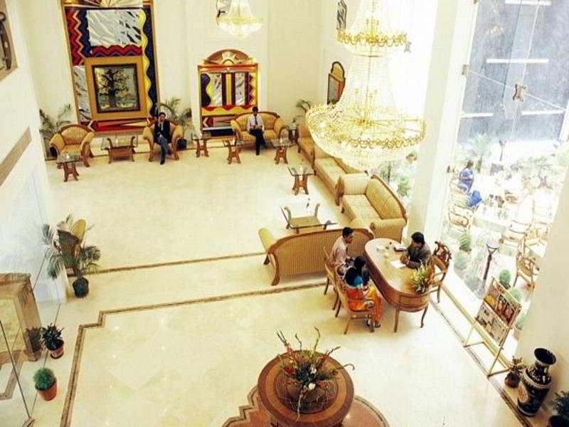 Hotel Meraden Grand Bénarès Extérieur photo