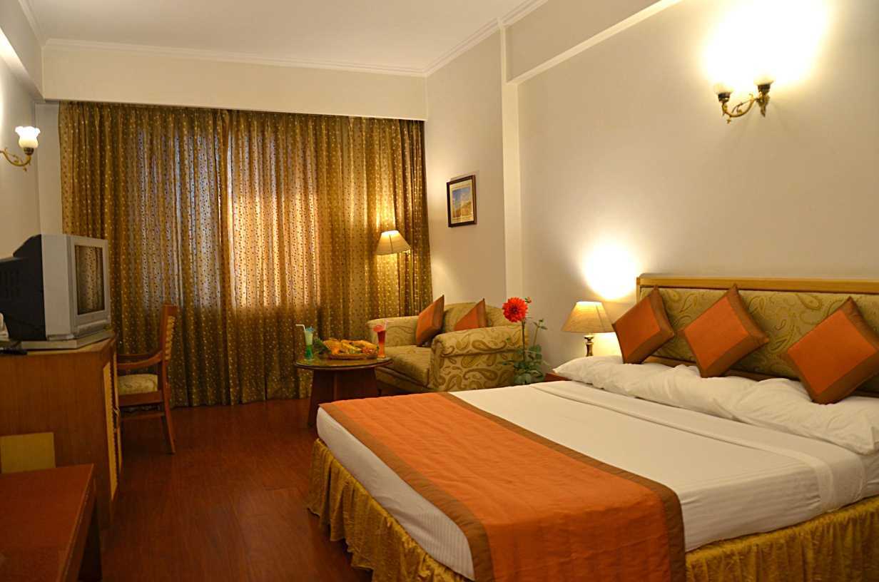 Hotel Meraden Grand Bénarès Extérieur photo